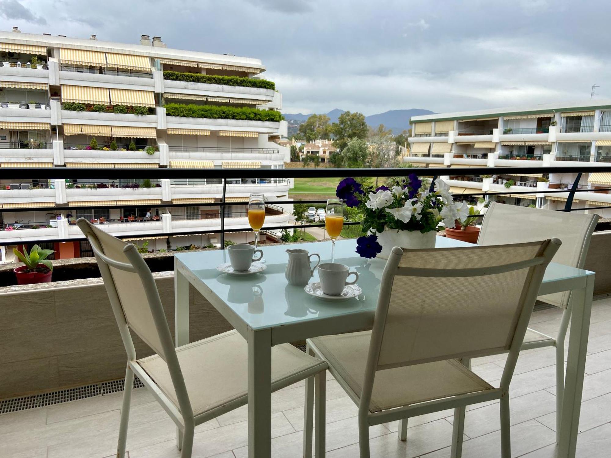 Apartamento Con Vistas Y Terraza En Guadalmina Mad Marbella Eksteriør billede